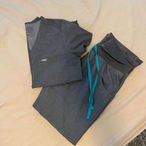 Gray FIGS scrubs Petite